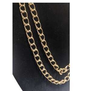 Vintage‎ Monet 28 Inch Single Strand Gold Tone Link Necklace Signed